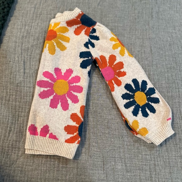 ANDY & EVAN | Girls Retro Flower Sweater, Beige | 3T - Picture 5 of 6